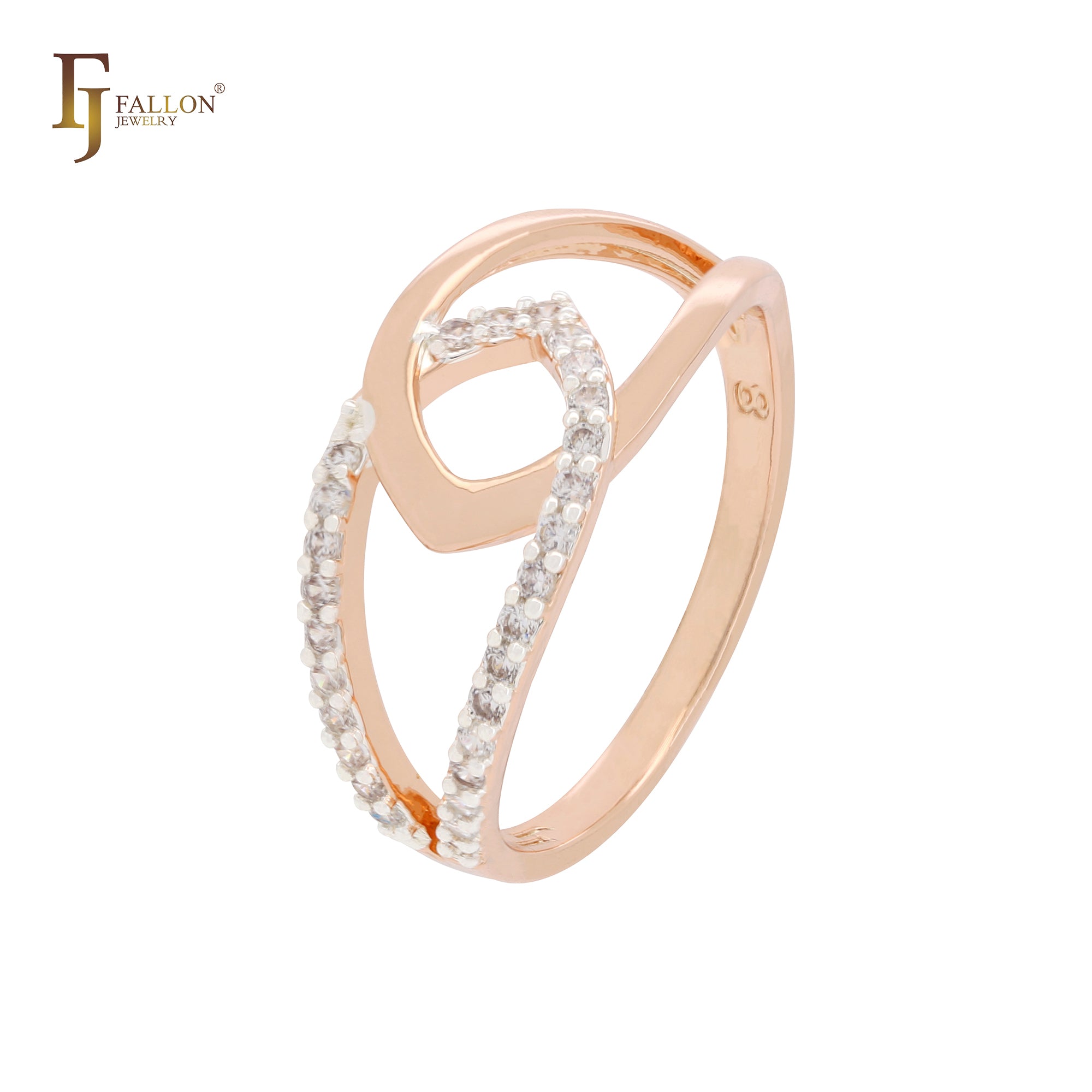 Interlocking buckles of white CZs Rose Gold Fashion Rings