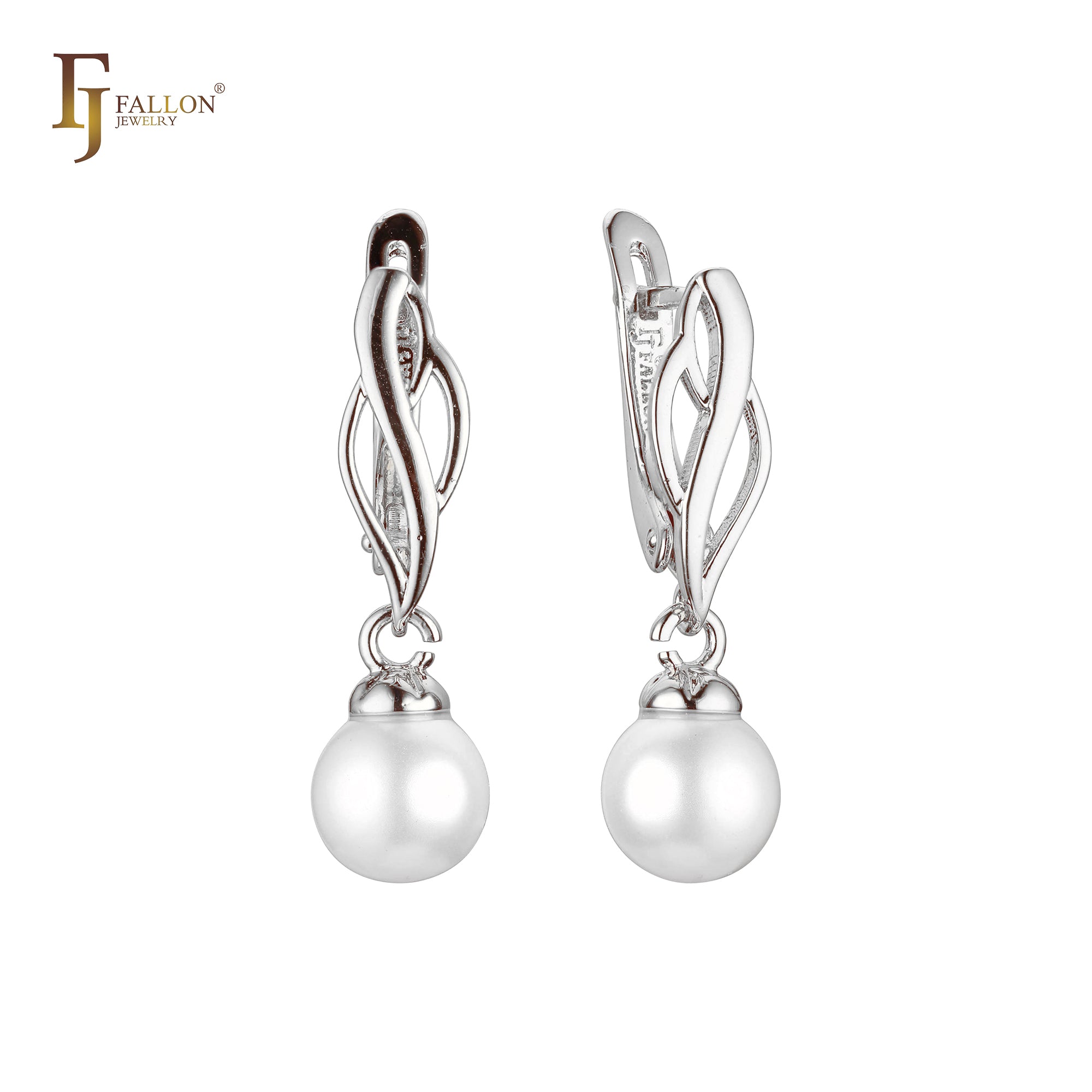 Pearl earrings in Rose Gold, two tone plating colors