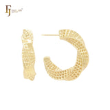 Mesh twisted waffle C hoop 14K Gold, Rose Gold, White Gold Stud Earrings