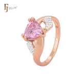 Triangular pinky solitaire CZ with white CZs Rose Gold Fashion Rings