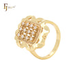 Great flower of white CZs 14K Gold Fashion Rings