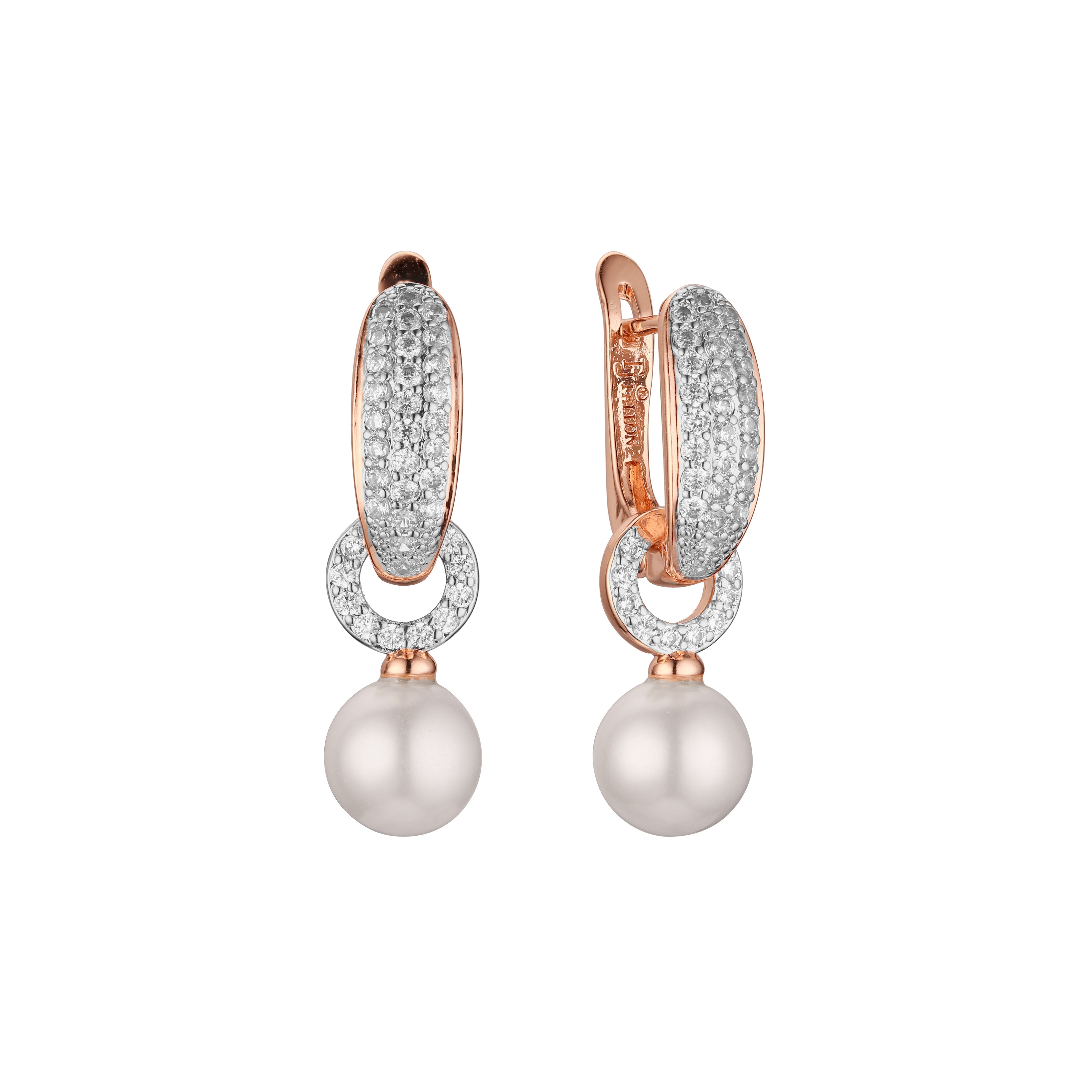 Pearl earrings in Rose Gold, two tone plating colors