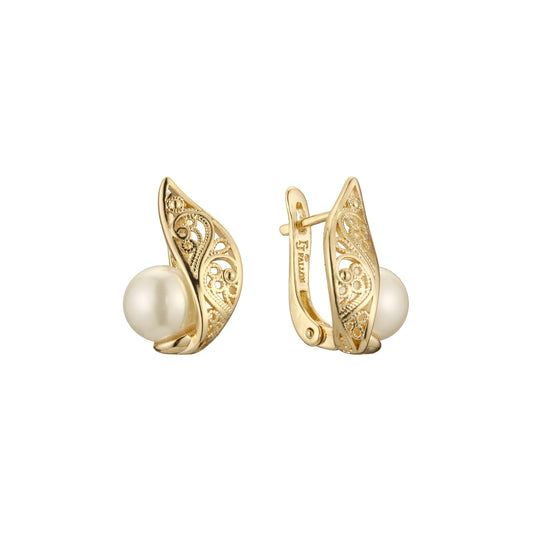 Pearl earrings in 14K Gold, Rose Gold plating colors