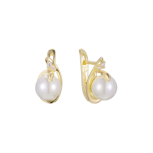 Pearl earrings in 14K Gold, Rose Gold, two tone plating colors