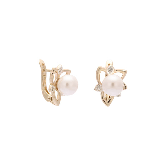 Pearl earrings in 14K Gold, Rose Gold two tone plating colors