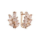 Pendientes de racimo de flores de oro rosa CZ blanco