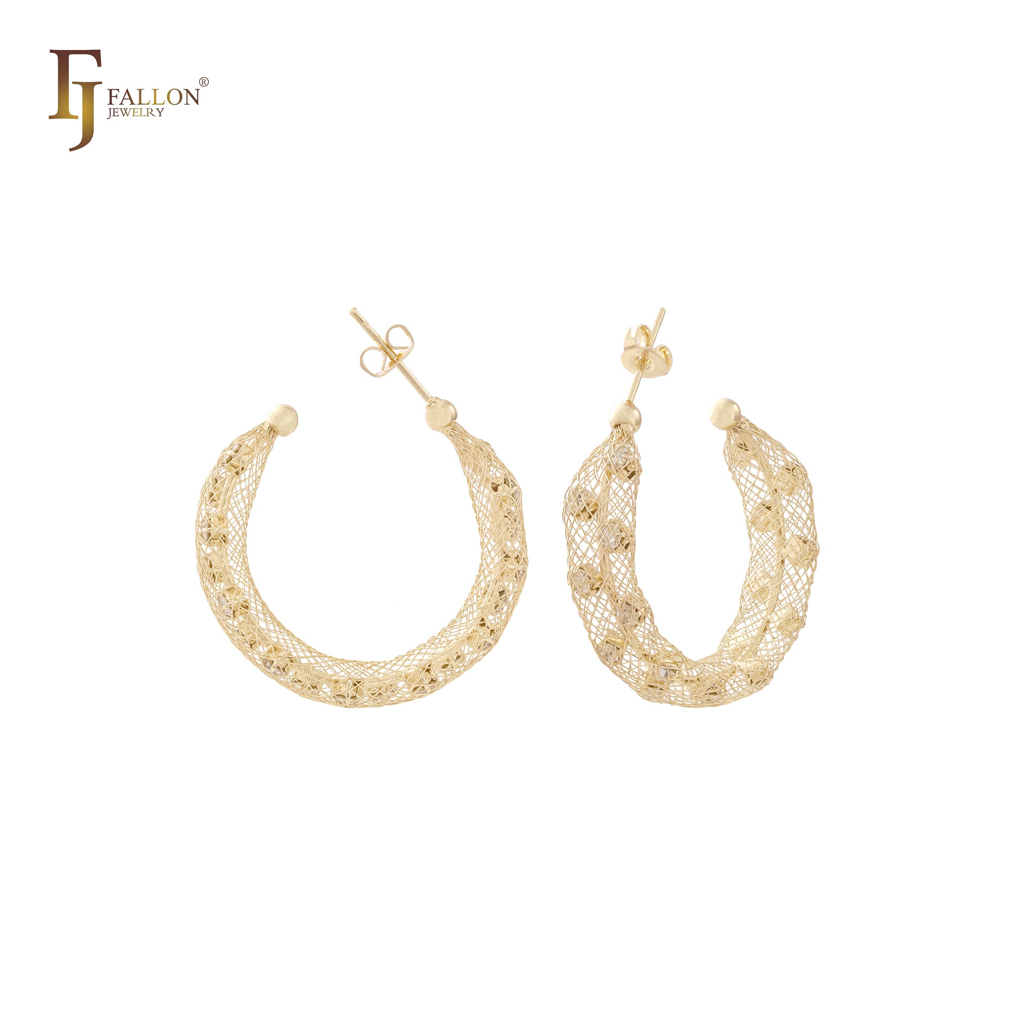 Aretes de oro de 14 quilates con circonitas blancas y recinto de filigrana en forma de jaula de red