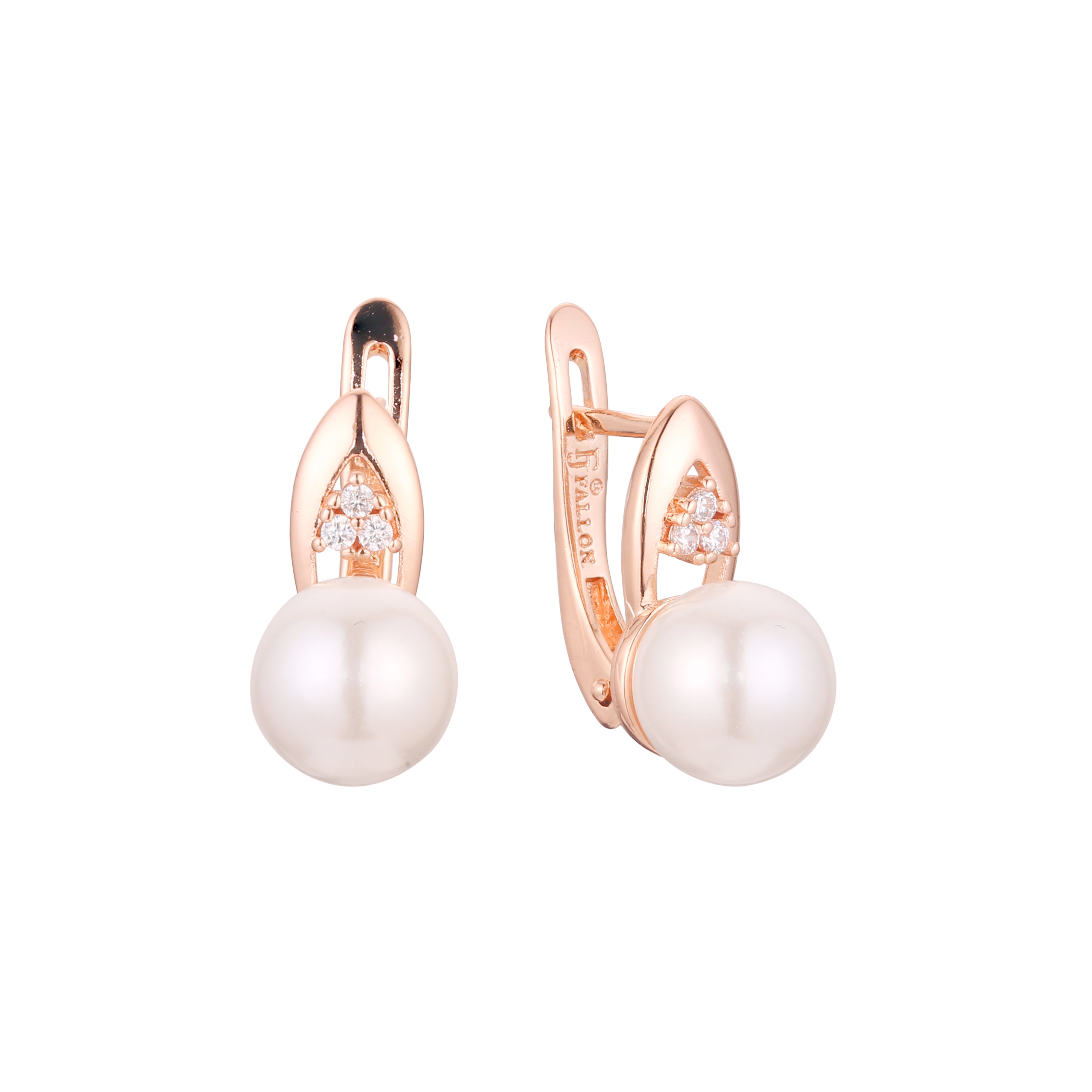 Pearl earrings in 14K Gold, Rose Gold, two tone plating colors