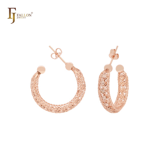 Aretes de oro de 14 quilates con circonitas blancas y recinto de filigrana en forma de jaula de red