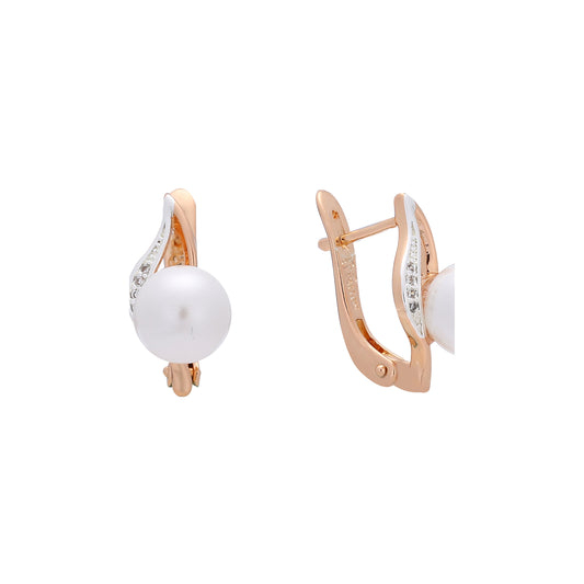 Pearl earrings in Rose Gold, two tone plating colors