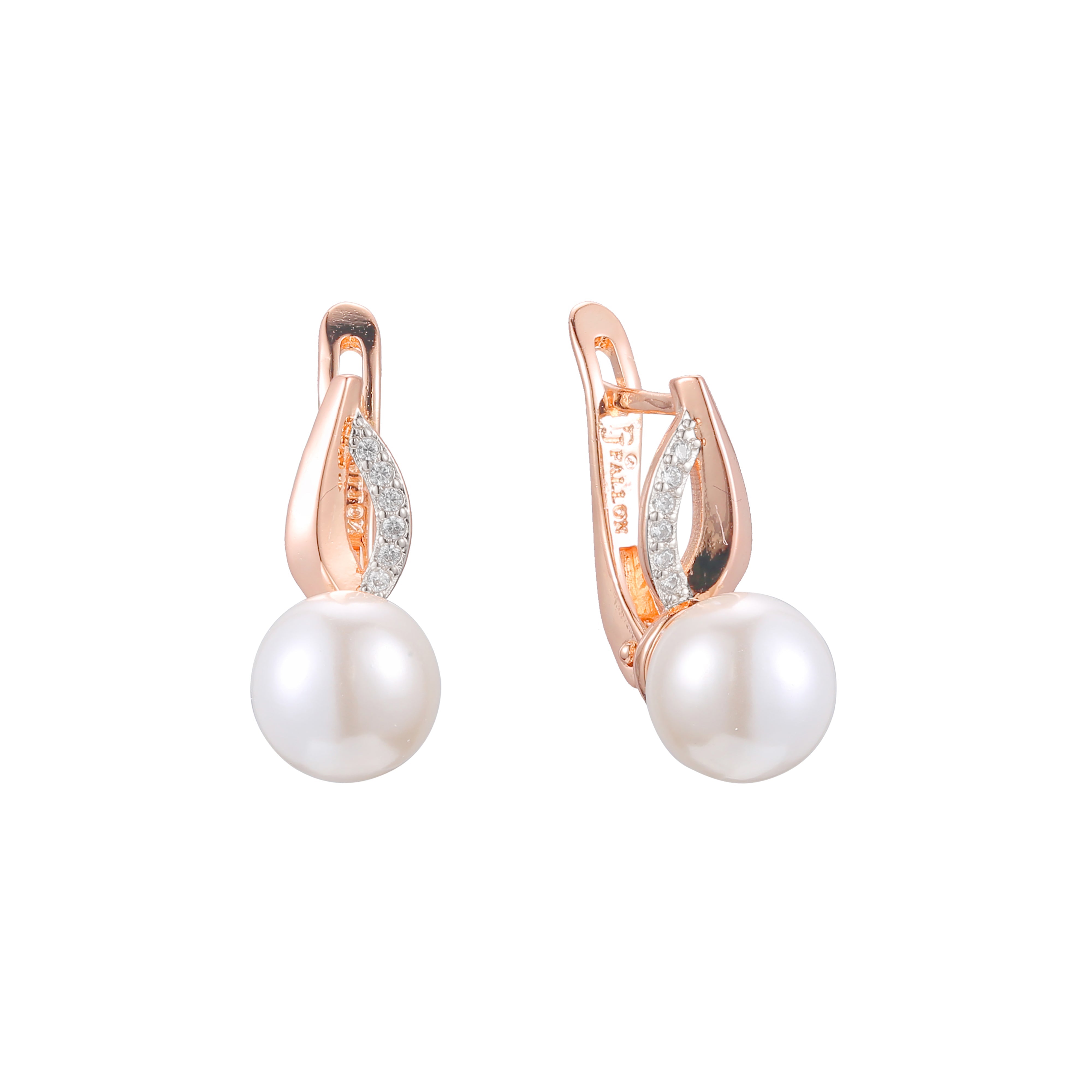 Pearl earrings in 14K Gold, Rose Gold, two tone plating colors