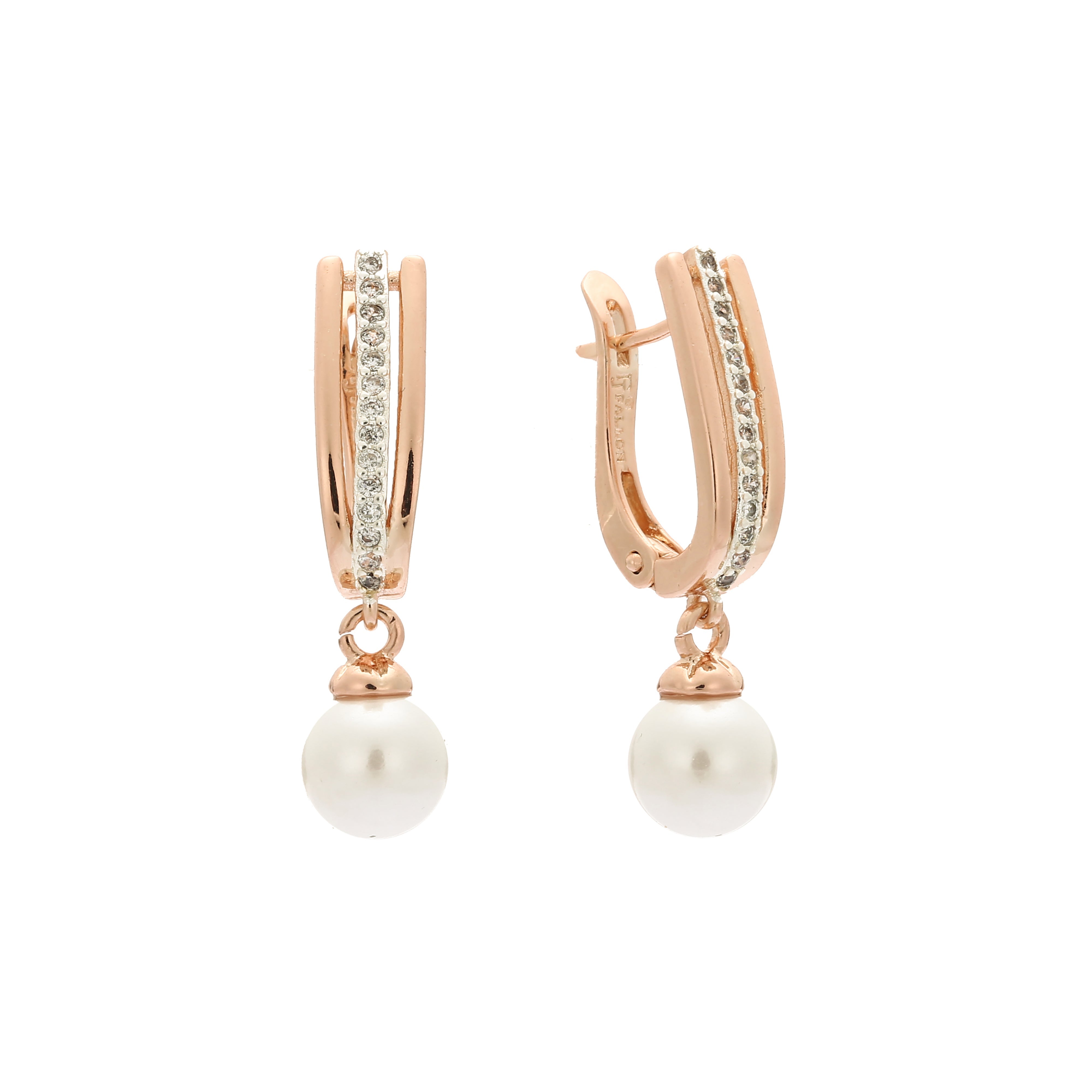 Pearl earrings in 14K Gold, Rose Gold two tone plating colors