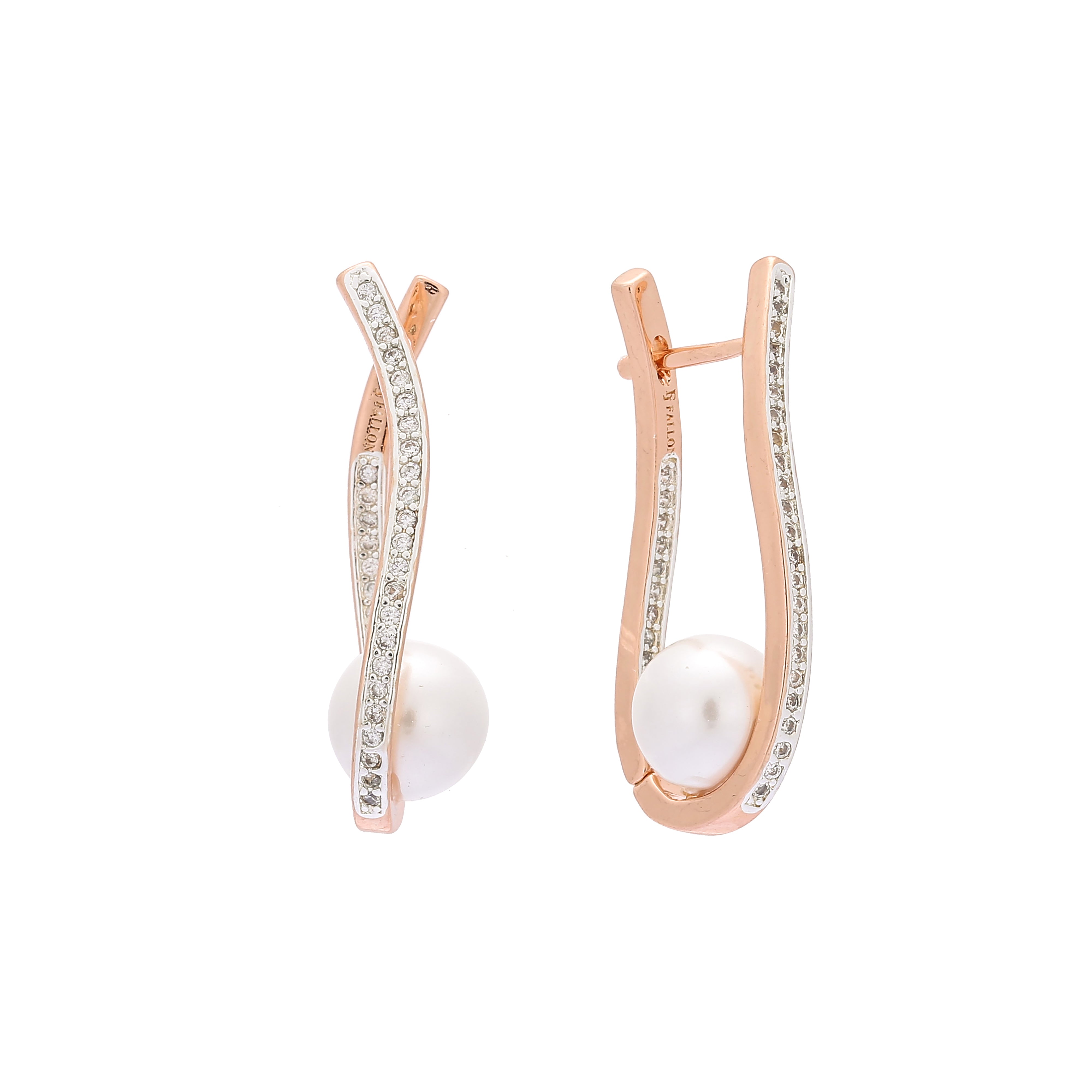 Pearl earrings in 14K Gold, Rose Gold, two tone plating colors