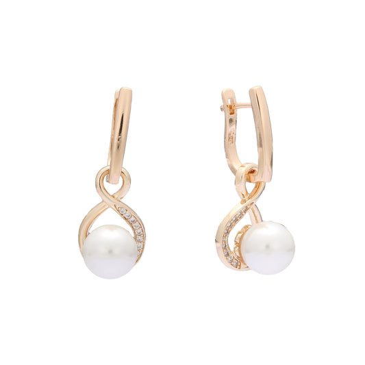 Pearl drop Rose Gold earrings