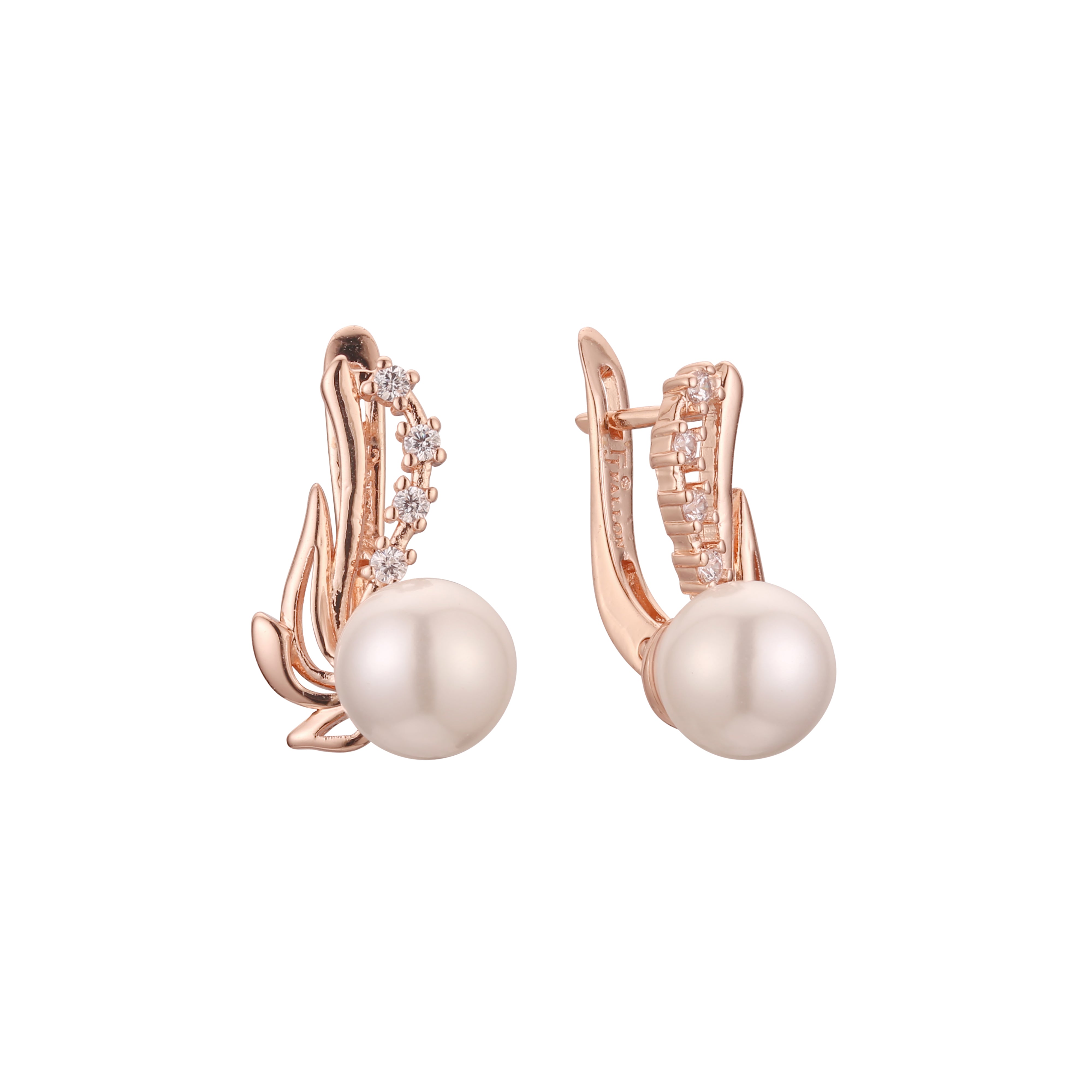 Pearl cluster leaves three stones earrings in 14K Gold, Rose Gold plating colors