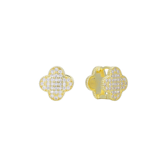 Aretes huggie de racimo de tréboles enchapados en oro de 14K