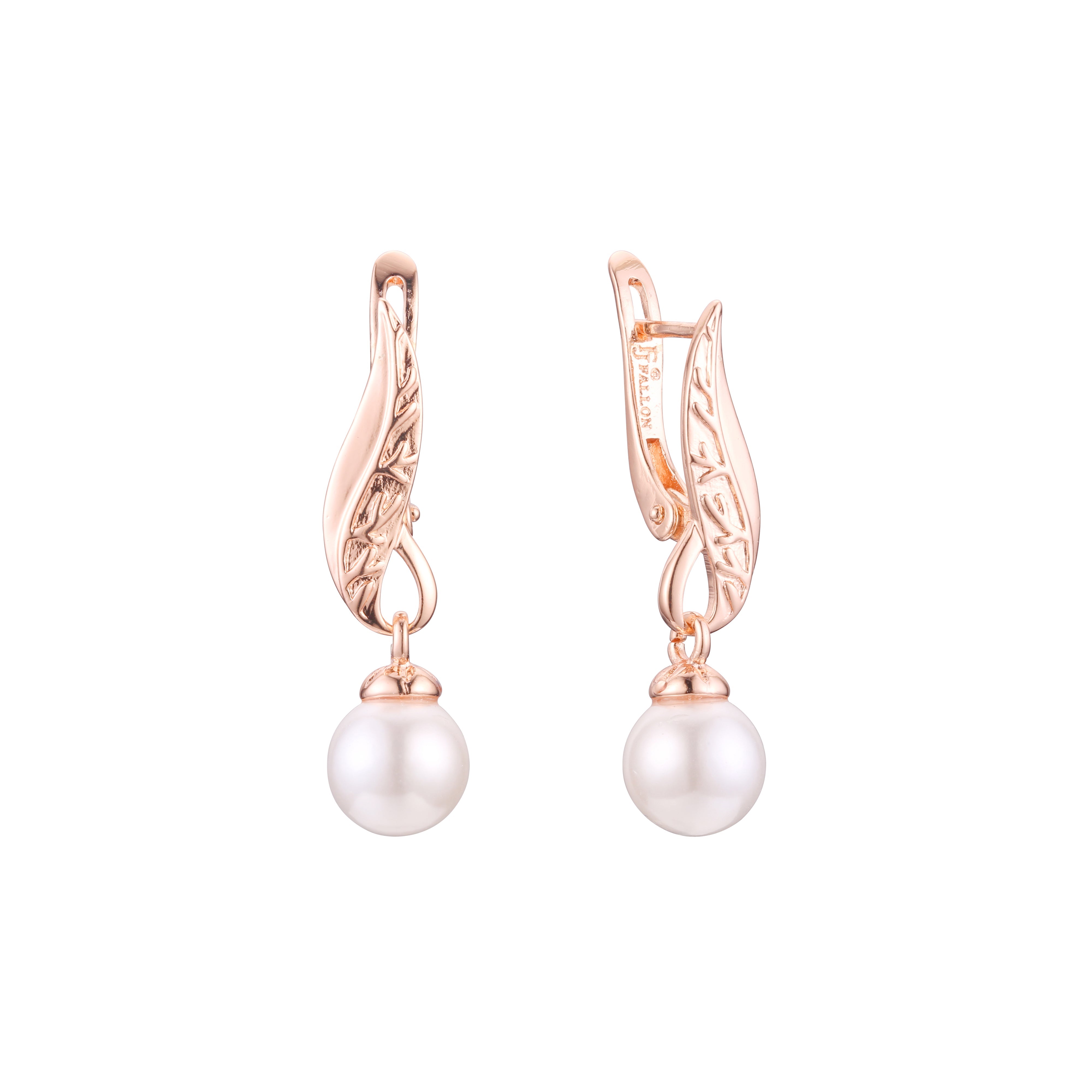 Leaves pearl earrings in 14K Gold, Rose Gold plating colors