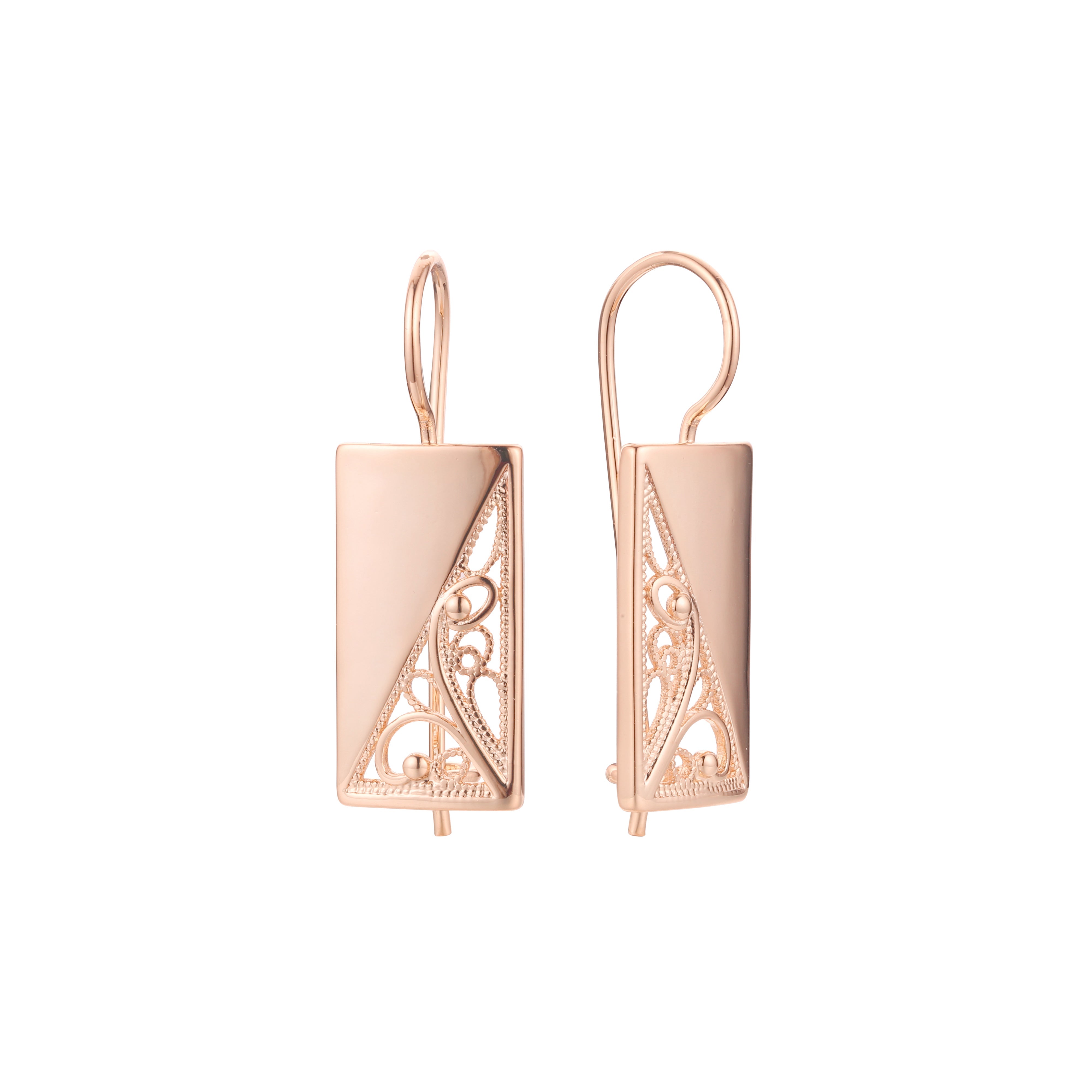 Pendientes de gancho de alambre en Oro 14K, colores de baño de oro rosa.