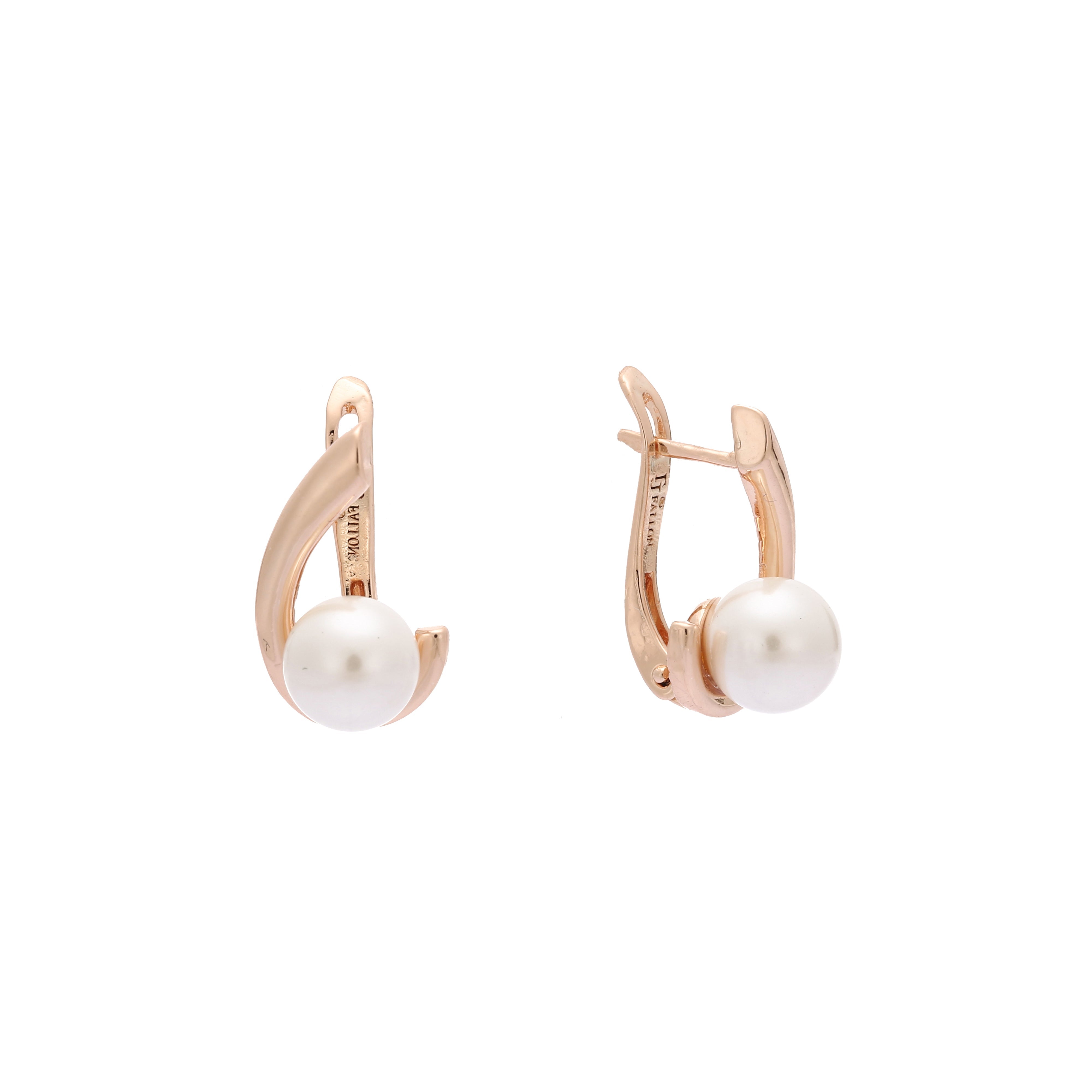 Aretes de Perlas en Oro de 14K, colores baño de Oro Rosa